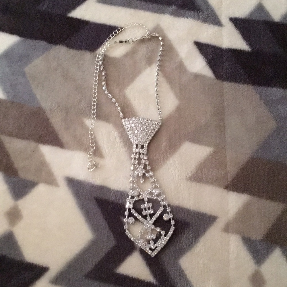Brand new necklace